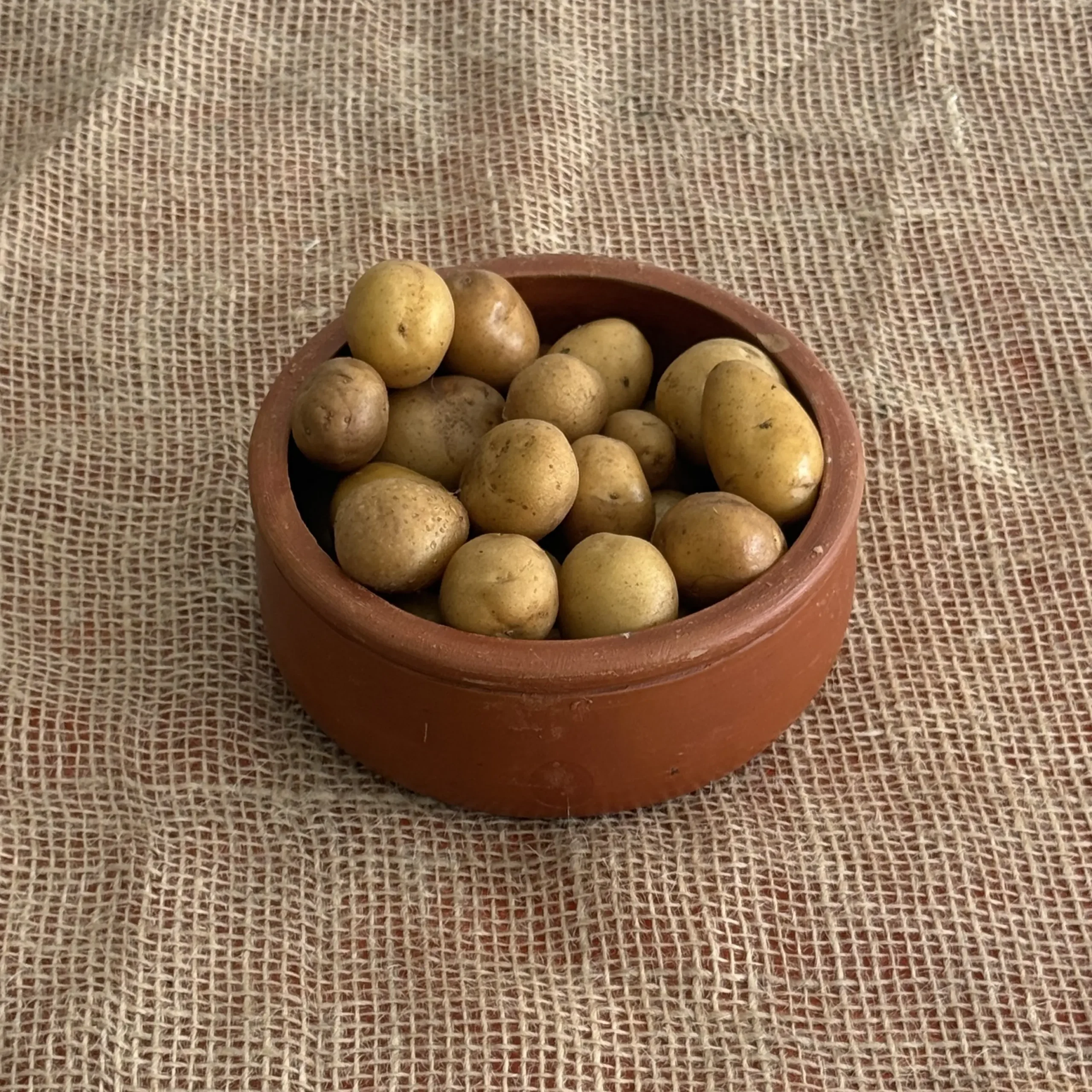 2899151 Organic Baby Potato - Image 1
