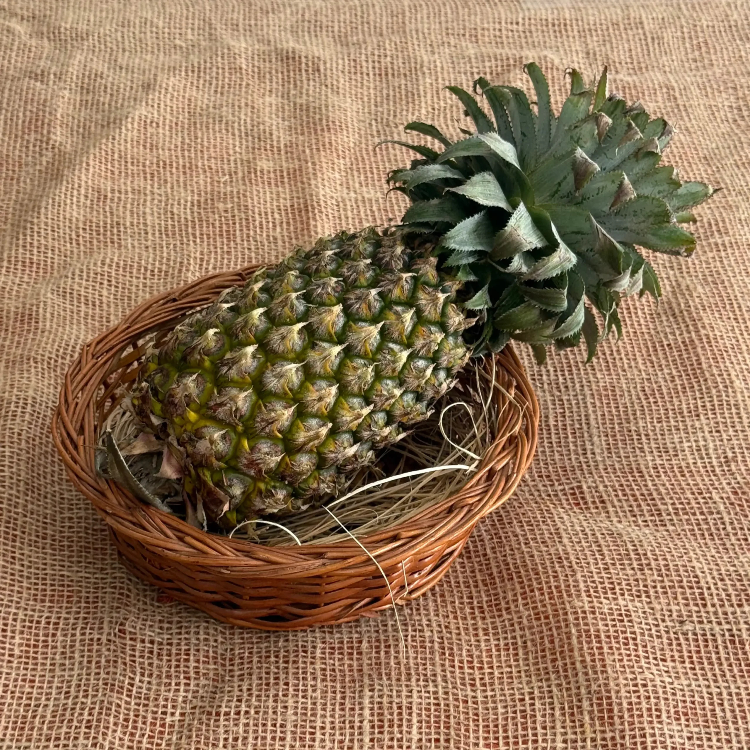 2898992 Organic Pineapple - Image 1